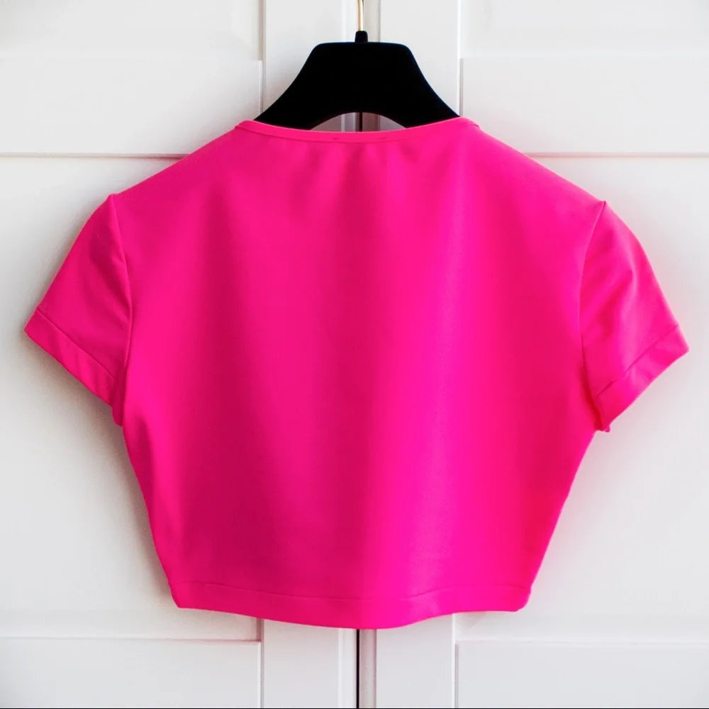 Iconic Chanel Vintage Spring 1995 Pink Black CC Logo 95P Crop Top - Picture 4 of 10